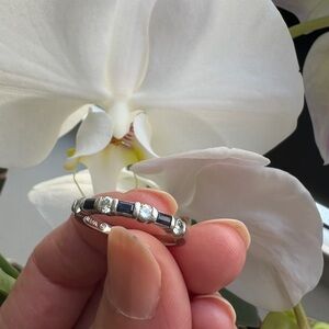 Tiffany & Co. Vintage Platinum Blue Sapphire & Diamond Band Ring – Size 5.5